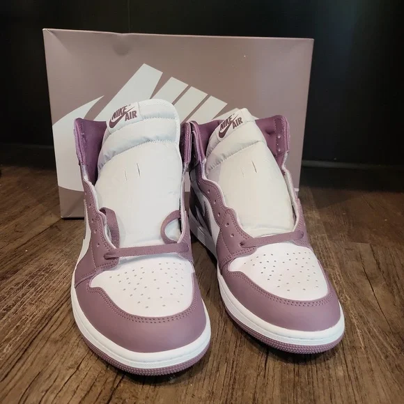 Jordan 1 Retro High OG Mauve - Picture 1 of 12